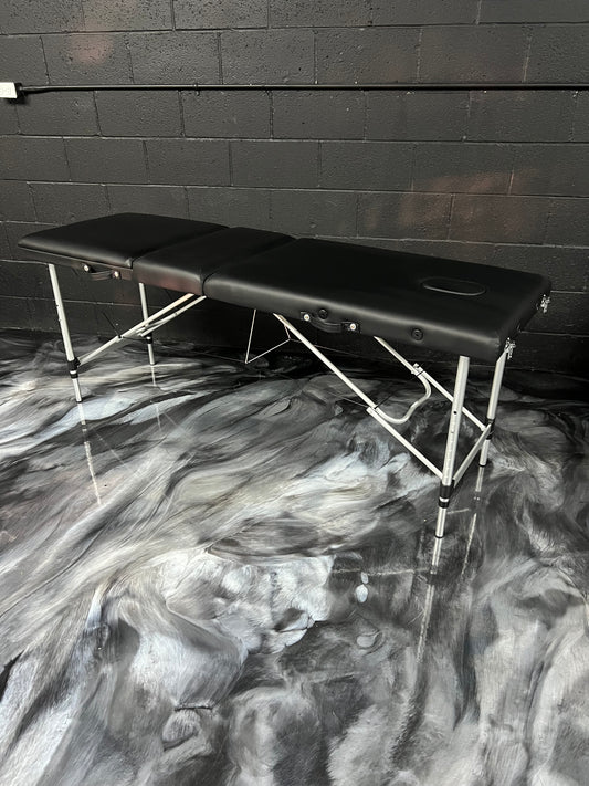 Reclinable Massage Table
